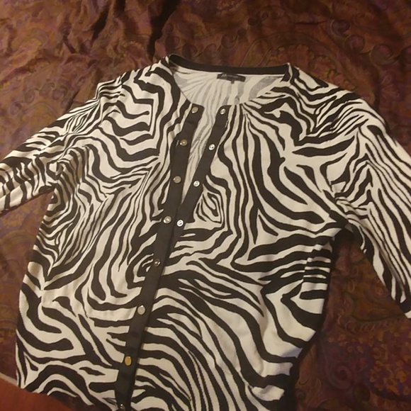 Anne Klein Zebra print top - Picture 4 of 6